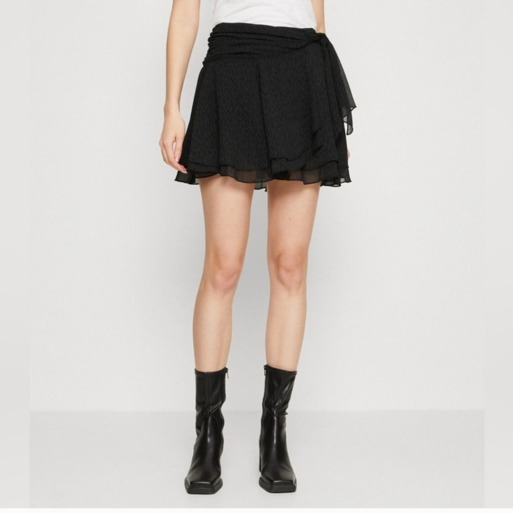 Aerie Chiffon wrap skirt - Small - NWT